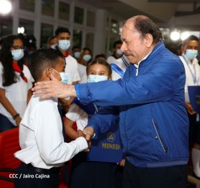 Conmemoración del 42 aniversario de la Gran Cruzada Nacional de Alfabetización