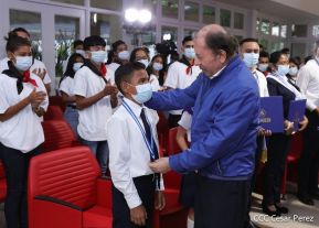 Conmemoración del 42 aniversario de la Gran Cruzada Nacional de Alfabetización