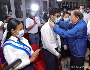 Conmemoración del 42 aniversario de la Gran Cruzada Nacional de Alfabetización