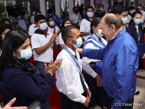 Conmemoración del 42 aniversario de la Gran Cruzada Nacional de Alfabetización