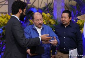 Conmemoración del 42 aniversario de la Gran Cruzada Nacional de Alfabetización