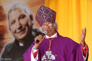Cardenal Brenes preside conmemoración del 24 aniversario de la partida de Fray Odorico D'Andrea