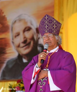 Cardenal Brenes preside conmemoración del 24 aniversario de la partida de Fray Odorico D'Andrea