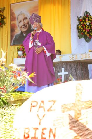 Cardenal Brenes preside conmemoración del 24 aniversario de la partida de Fray Odorico D'Andrea