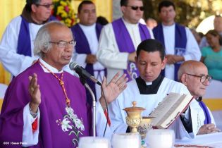 Cardenal Brenes preside conmemoración del 24 aniversario de la partida de Fray Odorico D'Andrea