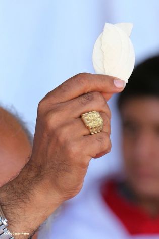 Cardenal Brenes preside conmemoración del 24 aniversario de la partida de Fray Odorico D'Andrea
