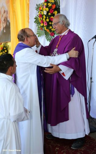 Cardenal Brenes preside conmemoración del 24 aniversario de la partida de Fray Odorico D'Andrea