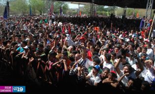 Miles de jóvenes se dieron cita en Estadio Virtual