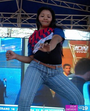 Miles de jóvenes se dieron cita en Estadio Virtual