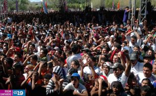 Miles de jóvenes se dieron cita en Estadio Virtual