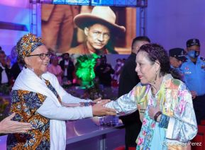 Conmemoración del Día de la Dignidad Nacional