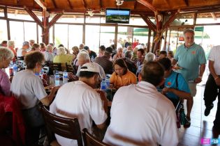 Turistas extranjeros disfrutan de espacios de recreación en Managua