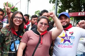 Conmemoran el 43 aniversario del Repliegue a El Vapor