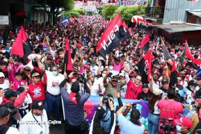 Conmemoran el 43 aniversario del Repliegue a El Vapor