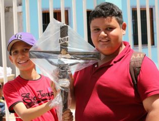 Cardenal Brenes y fieles católicos realizan cuarta peregrinación hacia el Santuario de Nuestro Señor de Esquipulas en La Conquista