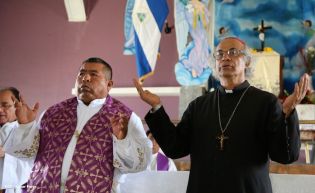 Cardenal Brenes y fieles católicos realizan cuarta peregrinación hacia el Santuario de Nuestro Señor de Esquipulas en La Conquista