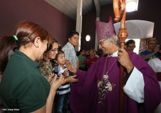 Cardenal Brenes y fieles católicos realizan cuarta peregrinación hacia el Santuario de Nuestro Señor de Esquipulas en La Conquista