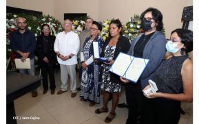 Homenaje póstumo al periodista Carlos Salgado
