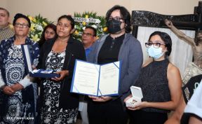 Homenaje póstumo al periodista Carlos Salgado