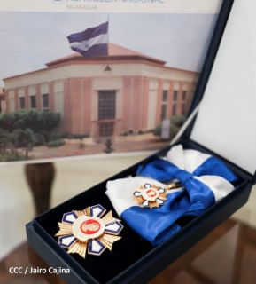 Homenaje póstumo al periodista Carlos Salgado