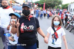 Caminata en homenaje a los héroes y mártires del Repliegue Táctico