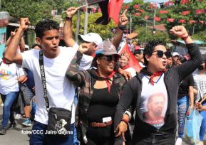 Caminata en homenaje a los héroes y mártires del Repliegue Táctico