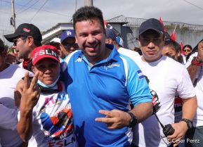 Caminata en homenaje a los héroes y mártires del Repliegue Táctico