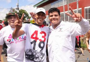 Caminata en homenaje a los héroes y mártires del Repliegue Táctico