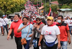 Caminata en homenaje a los héroes y mártires del Repliegue Táctico