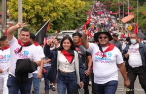 Caminata en homenaje a los héroes y mártires del Repliegue Táctico