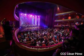 Concierto "Cantos a la Revolución" desde el Teatro Nacional Rubén Darío