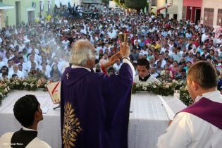 Masaya se desbordó en recibimiento al Cardenal Leopoldo Brenes