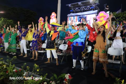 Presidente Daniel Ortega y Compañera Rosario presiden acto del 43/19 de la Revolución Sandinista