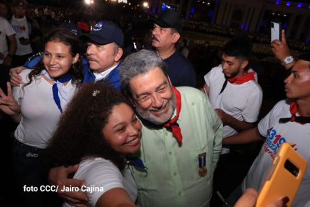 Presidente Daniel Ortega y Compañera Rosario presiden acto del 43/19 de la Revolución Sandinista