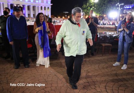 Presidente Daniel Ortega y Compañera Rosario presiden acto del 43/19 de la Revolución Sandinista