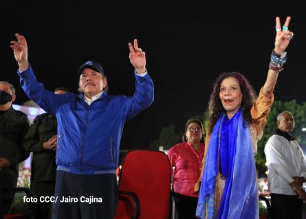 Presidente Daniel Ortega y Compañera Rosario presiden acto del 43/19 de la Revolución Sandinista
