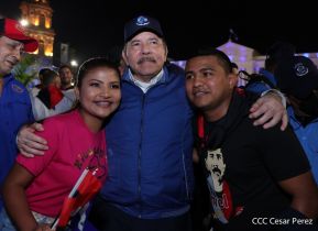 Presidente Daniel Ortega y Compañera Rosario presiden acto del 43/19 de la Revolución Sandinista