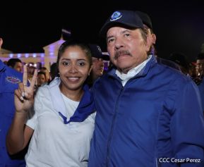 Presidente Daniel Ortega y Compañera Rosario presiden acto del 43/19 de la Revolución Sandinista