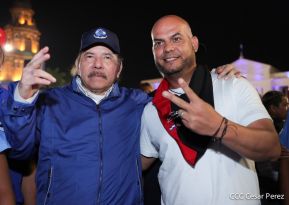 Presidente Daniel Ortega y Compañera Rosario presiden acto del 43/19 de la Revolución Sandinista