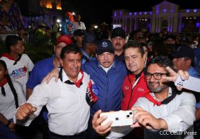 Presidente Daniel Ortega y Compañera Rosario presiden acto del 43/19 de la Revolución Sandinista