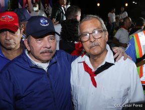 Presidente Daniel Ortega y Compañera Rosario presiden acto del 43/19 de la Revolución Sandinista