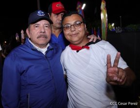 Presidente Daniel Ortega y Compañera Rosario presiden acto del 43/19 de la Revolución Sandinista
