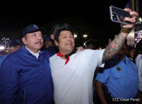 Presidente Daniel Ortega y Compañera Rosario presiden acto del 43/19 de la Revolución Sandinista