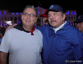 Presidente Daniel Ortega y Compañera Rosario presiden acto del 43/19 de la Revolución Sandinista