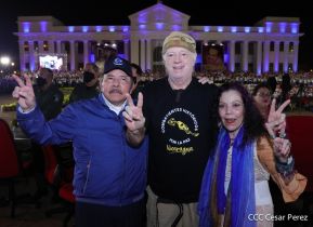 Presidente Daniel Ortega y Compañera Rosario presiden acto del 43/19 de la Revolución Sandinista