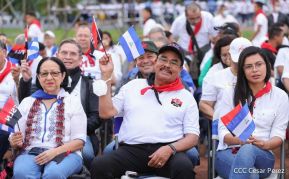 Presidente Daniel Ortega y Compañera Rosario presiden acto del 43/19 de la Revolución Sandinista