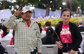 Presidente Daniel Ortega y Compañera Rosario presiden acto del 43/19 de la Revolución Sandinista