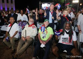 Presidente Daniel Ortega y Compañera Rosario presiden acto del 43/19 de la Revolución Sandinista