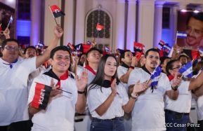 Presidente Daniel Ortega y Compañera Rosario presiden acto del 43/19 de la Revolución Sandinista