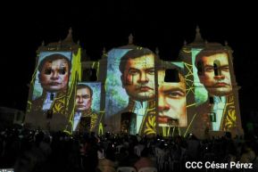 ¡Sí, el Arte es el Azul...!